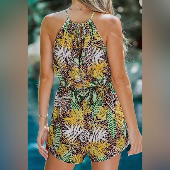 CUPSHE Women's Halter Leopard Tropical Print Sleeveless Short Romper X-Large - Picture 2 of 6